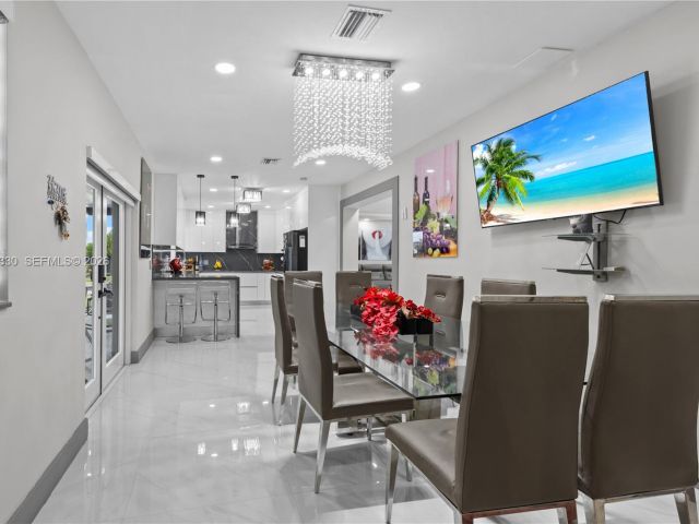 Продажа дома по адресу 33300 SW 212th Ave - фото 7442697