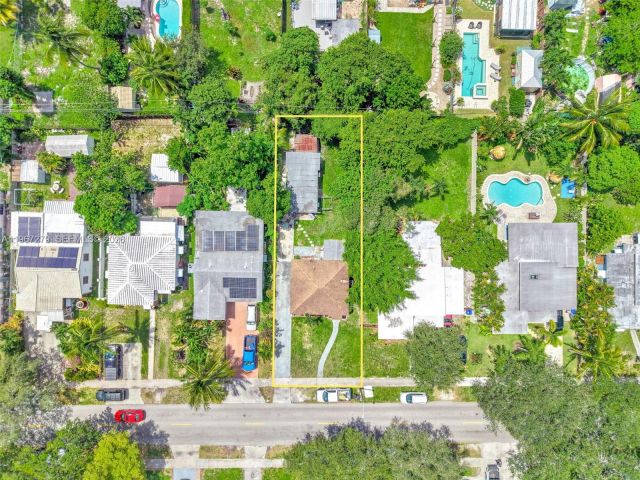 Дом в аренду по адресу 2318 Washington St - фото 7449247