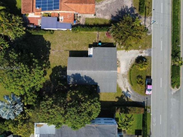 Продажа дома по адресу 11600 NE 6th Ave - фото 7445359