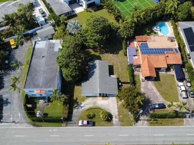 Продажа дома по адресу 11600 NE 6th Ave - фото 7445361