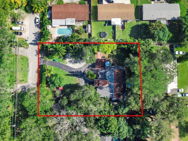 Продажа дома по адресу 1760 NE 144th St - фото 7442735