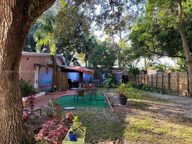 Продажа дома по адресу 1760 NE 144th St - фото 7442745