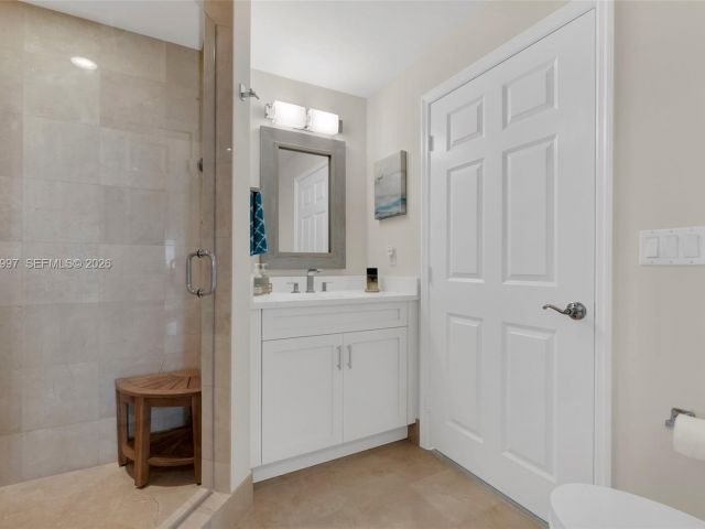 Продажа квартиры #1406 - фото 7442571