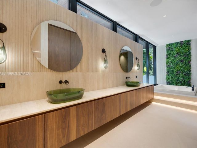 Продажа дома по адресу 3210 Coacoochee St - фото 7449411