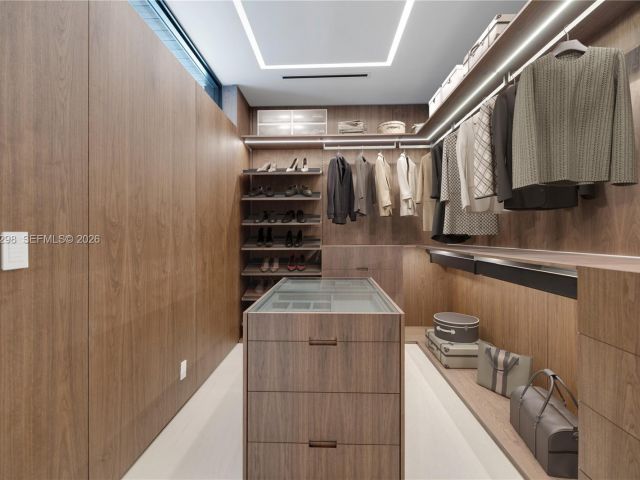 Продажа дома по адресу 3210 Coacoochee St - фото 7449416