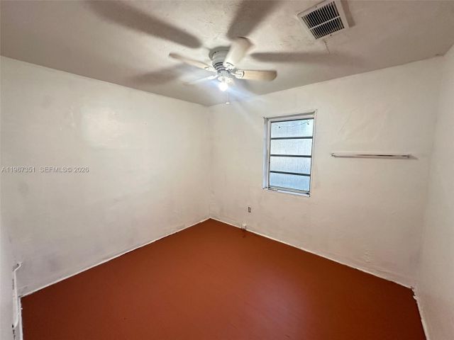 Продажа дома по адресу 1829 Harding St - фото 7442950