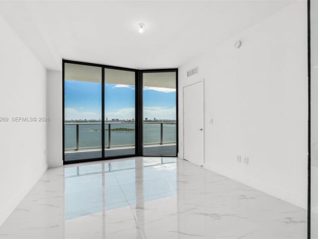 Продажа квартиры #1806 - фото 7444594