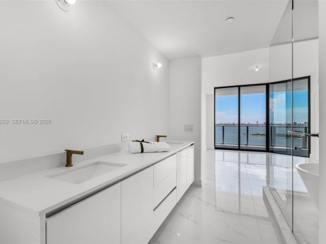 Продажа квартиры #1806 - фото 7444600