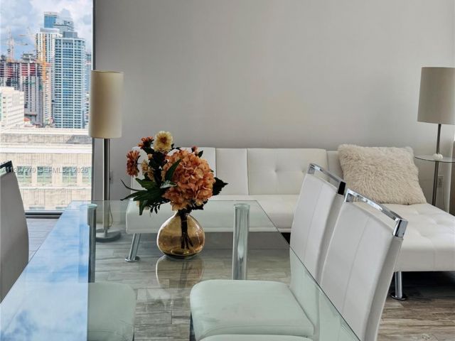 Квартира в аренду номер - фото 7440993