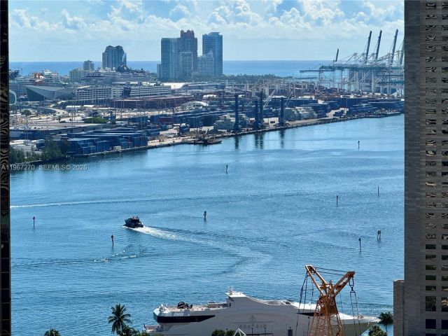 Квартира в аренду номер - фото 7440999