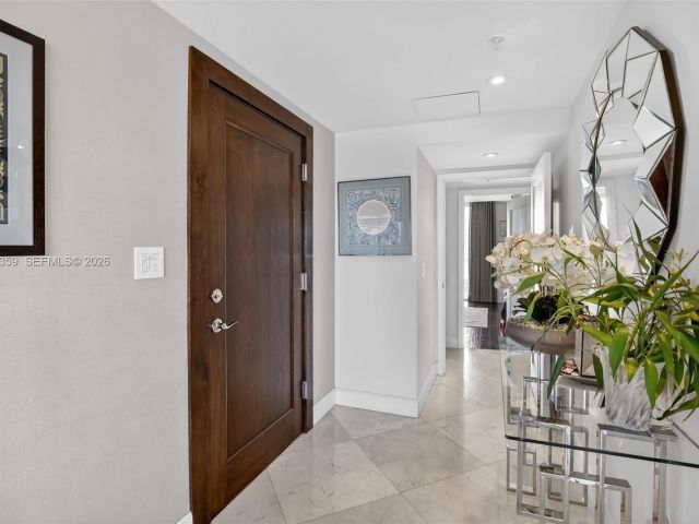 Продажа квартиры #1012 - фото 7505380