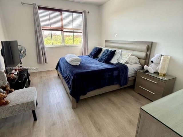 Дом в аренду по адресу 14304 SW 11th St 1102 - фото 7442681