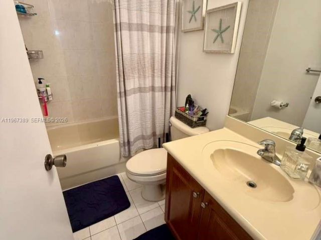 Дом в аренду по адресу 14304 SW 11th St 1102 - фото 7442686