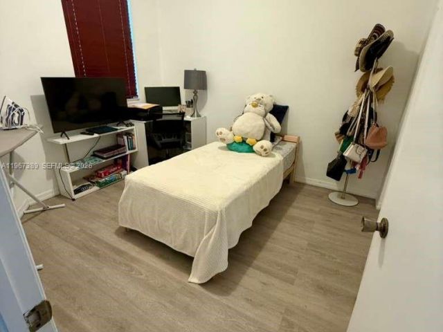 Дом в аренду по адресу 14304 SW 11th St 1102 - фото 7442687