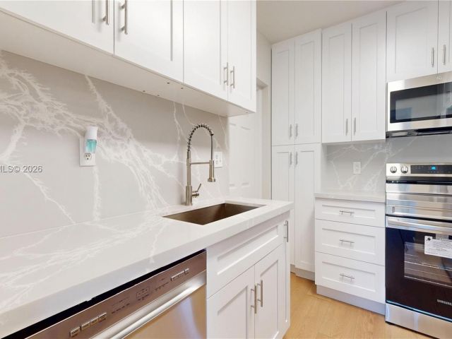 Продажа дома по адресу 15264 SW 102nd Ct - фото 7521411