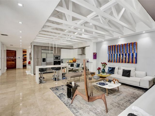 Продажа дома по адресу 1662 Diplomat Dr - фото 7444873