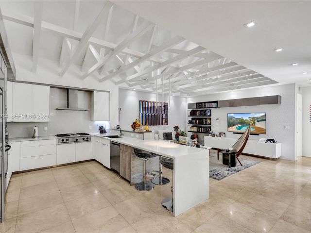 Продажа дома по адресу 1662 Diplomat Dr - фото 7444875