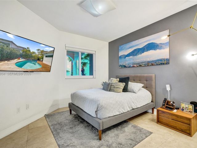 Продажа дома по адресу 1662 Diplomat Dr - фото 7444888