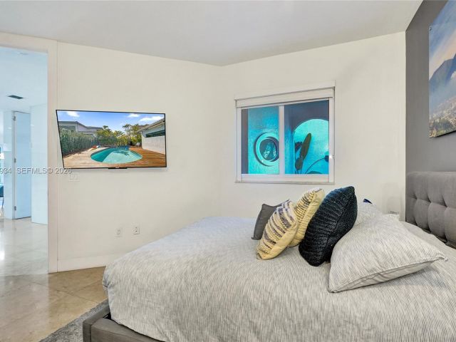 Продажа дома по адресу 1662 Diplomat Dr - фото 7444889