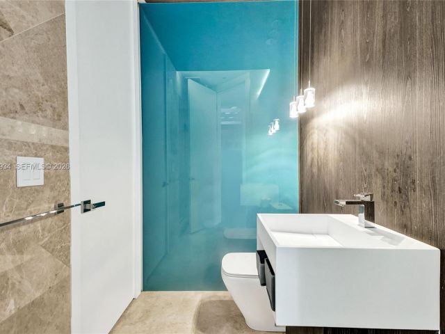 Продажа дома по адресу 1662 Diplomat Dr - фото 7444891