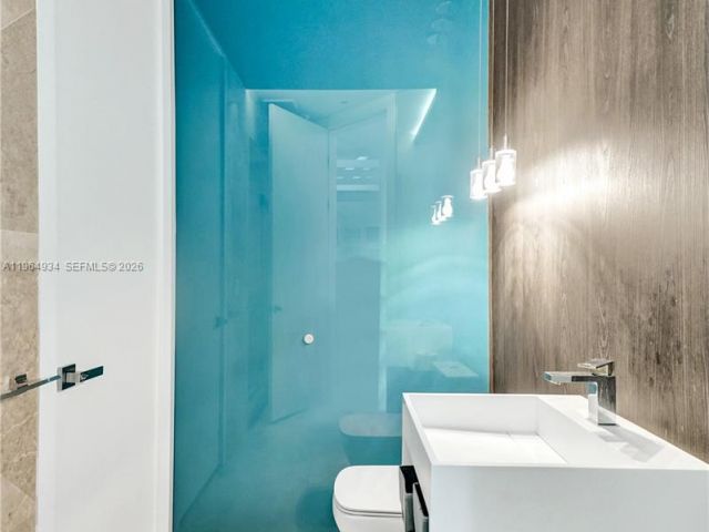 Продажа дома по адресу 1662 Diplomat Dr - фото 7444892