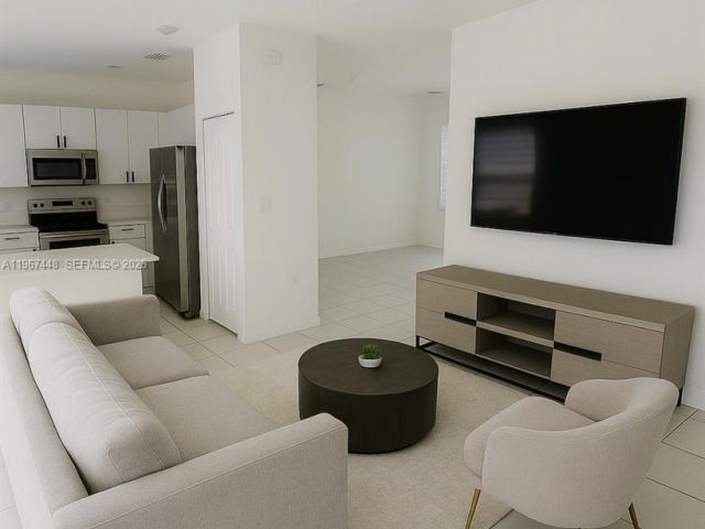 Продажа дома по адресу 20366 NW 4th Path - фото 7443326