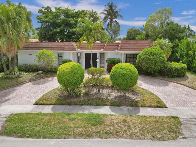 Продажа дома по адресу 19710 NE 23rd Ave - фото 7441868