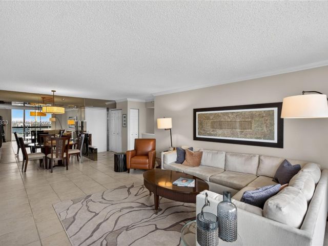 Продажа квартиры #2202 - фото 7515787