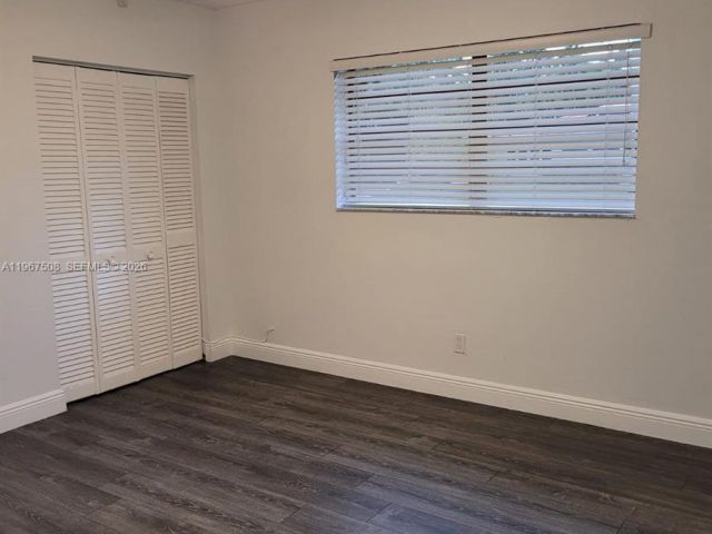 Дом в аренду по адресу 2040 NE 197th Ter - фото 7443425