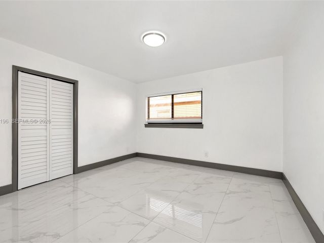 Продажа дома по адресу 2221 Charleston St - фото 7443767