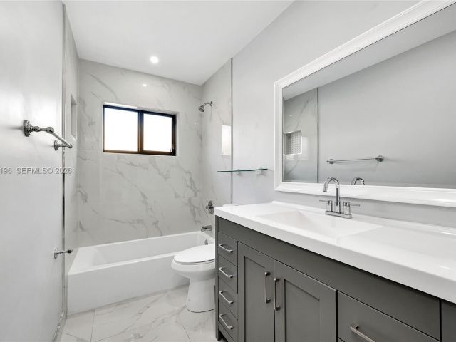 Продажа дома по адресу 2221 Charleston St - фото 7443774