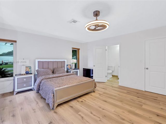 Продажа дома по адресу 3211 Calle Largo Dr - фото 7445762