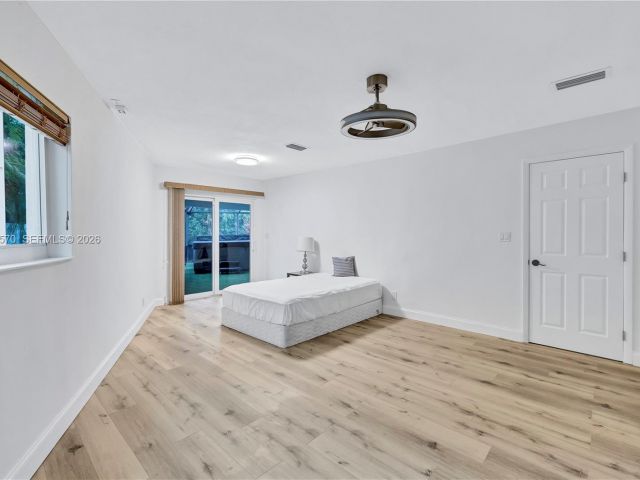 Продажа дома по адресу 3211 Calle Largo Dr - фото 7445766