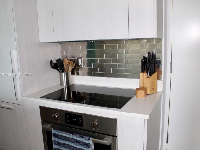 Продажа квартиры #2705 - фото 7447870