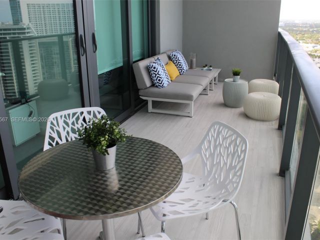 Продажа квартиры #2705 - фото 7447882