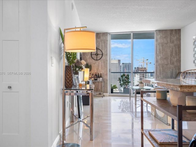 Квартира в аренду номер3407 - фото 7446842