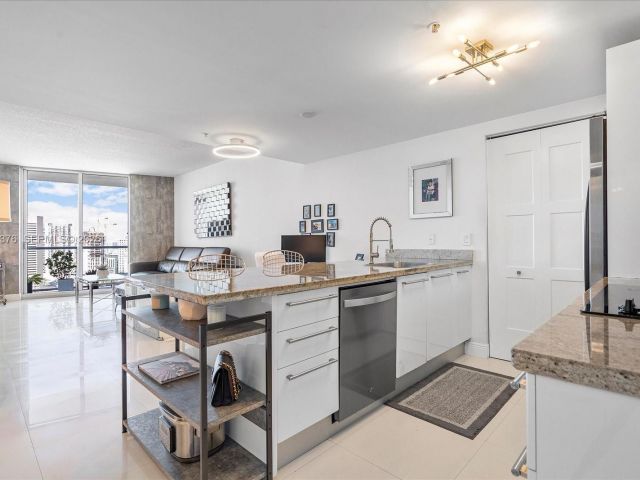 Квартира в аренду номер3407 - фото 7446844