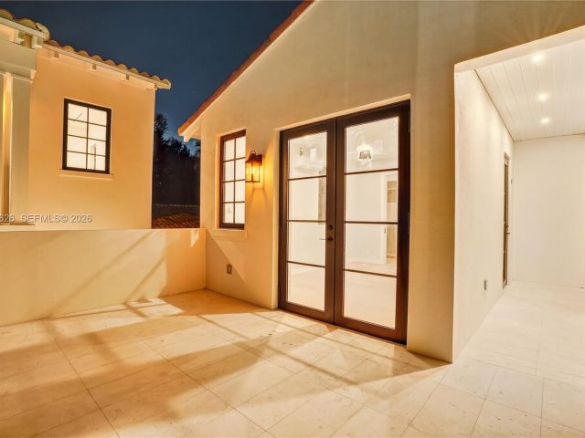 Продажа дома по адресу 1514 Consolata Ave - фото 7471299