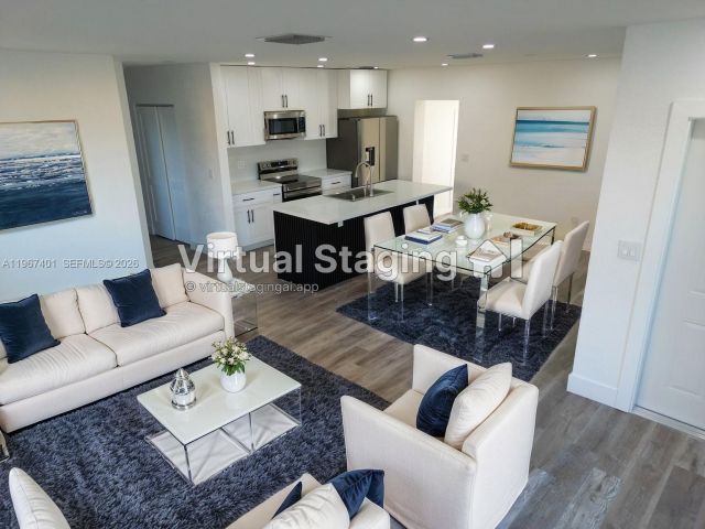 Дом в аренду по адресу 2600 NW 108th St - фото 7445625