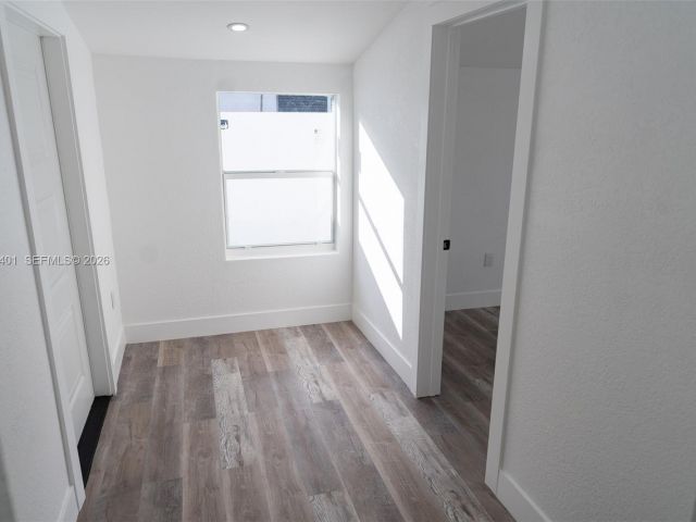 Дом в аренду по адресу 2600 NW 108th St - фото 7445641