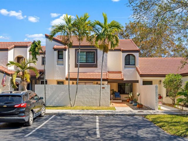 Дом в аренду по адресу 9439 SW 123rd Ave Ct 9439 - фото 7445604