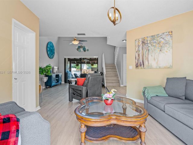 Дом в аренду по адресу 9439 SW 123rd Ave Ct 9439 - фото 7445611