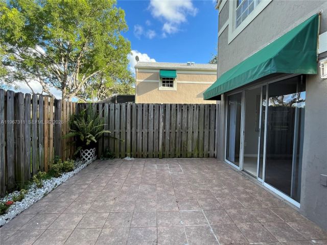 Дом в аренду по адресу 5150 Lake Loop Rd - фото 7451040