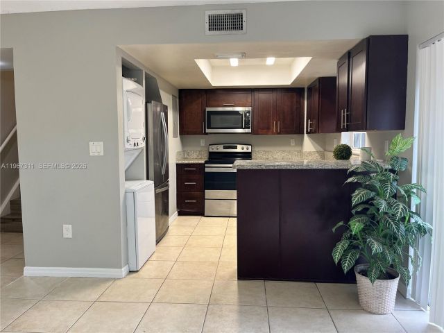 Дом в аренду по адресу 5150 Lake Loop Rd - фото 7451044