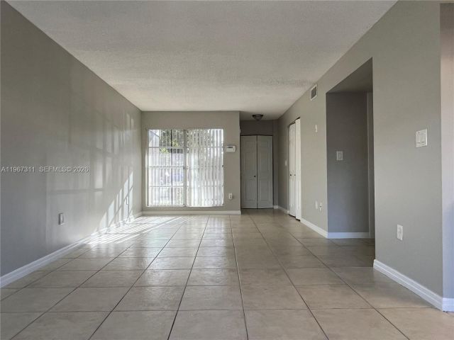 Дом в аренду по адресу 5150 Lake Loop Rd - фото 7451052