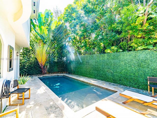 Продажа дома по адресу 2752 Brickell Ct - фото 7445577