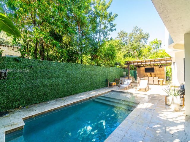 Продажа дома по адресу 2752 Brickell Ct - фото 7445584