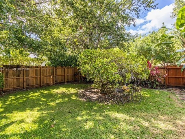 Дом в аренду по адресу 665 NE 120th St - фото 7483923