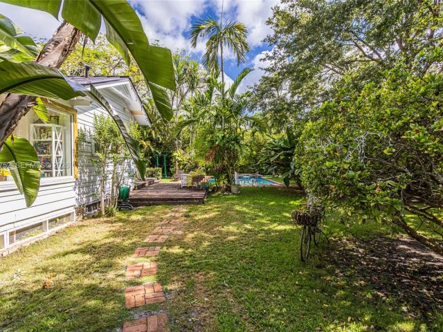 Дом в аренду по адресу 665 NE 120th St - фото 7483924