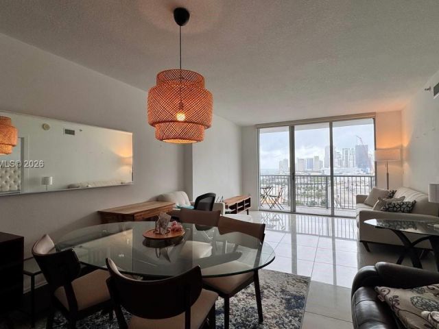 Квартира в аренду номер1810 - фото 7447761